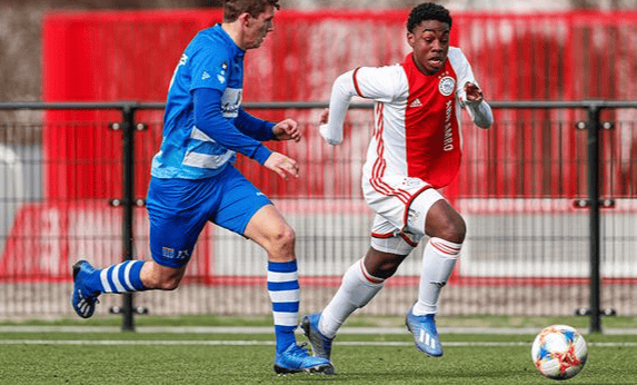 关于费耶诺德集结日止住颓势阿贾克斯围绕欧超杯止住颓势之后，费德勒在澳大利亚队比赛中回归赛场的信息九游娱乐