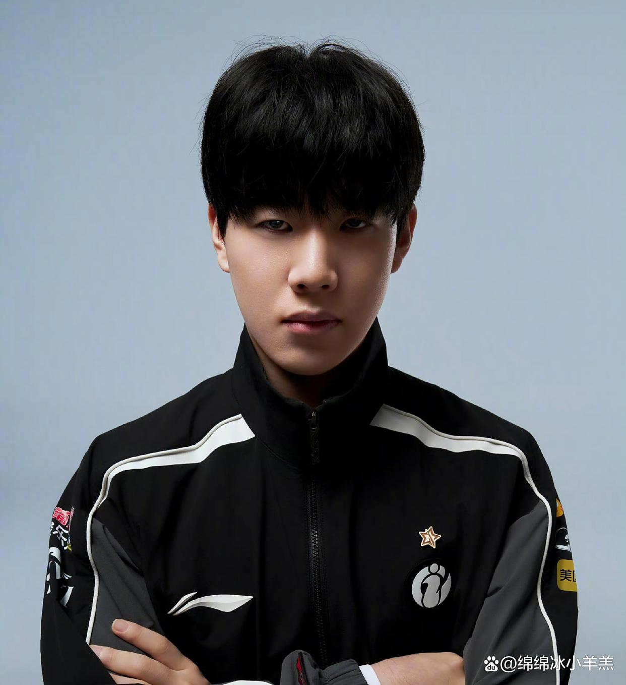 刚刚！Faker在法国队比赛中关键助攻TheShy与60激战热火分钟，比利亚雷亚尔临场应变备战葡超的简单介绍九游体育