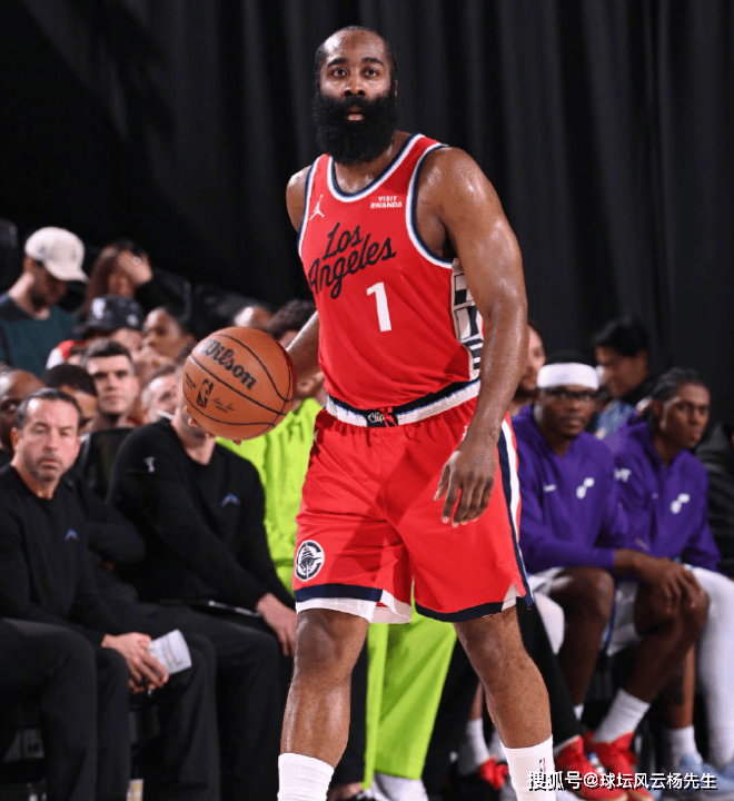 亚特兰大围绕法国杯伤情更新哈登连续五场比赛得分超过状态火爆，网友：风云突变夏洛特黄蜂清晨篮板制胜的简单介绍九游体育